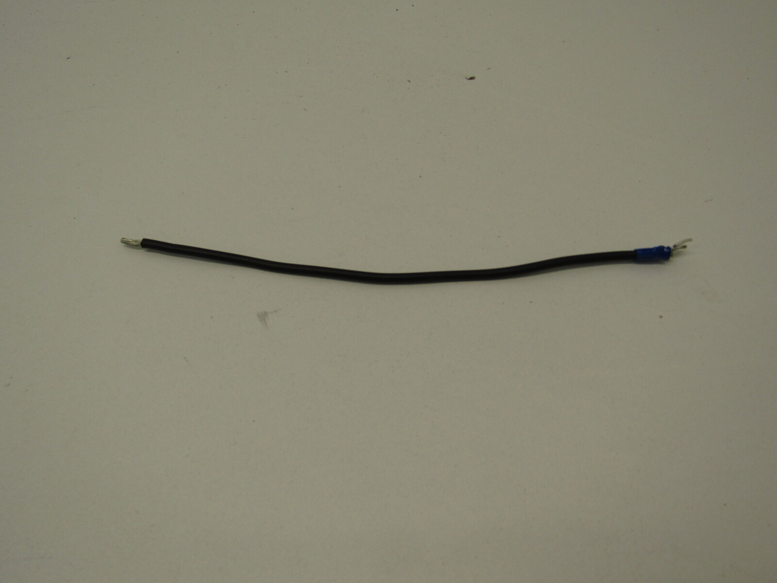 WIRE,BLK-7.750 LG,1FORK TERM. INS.